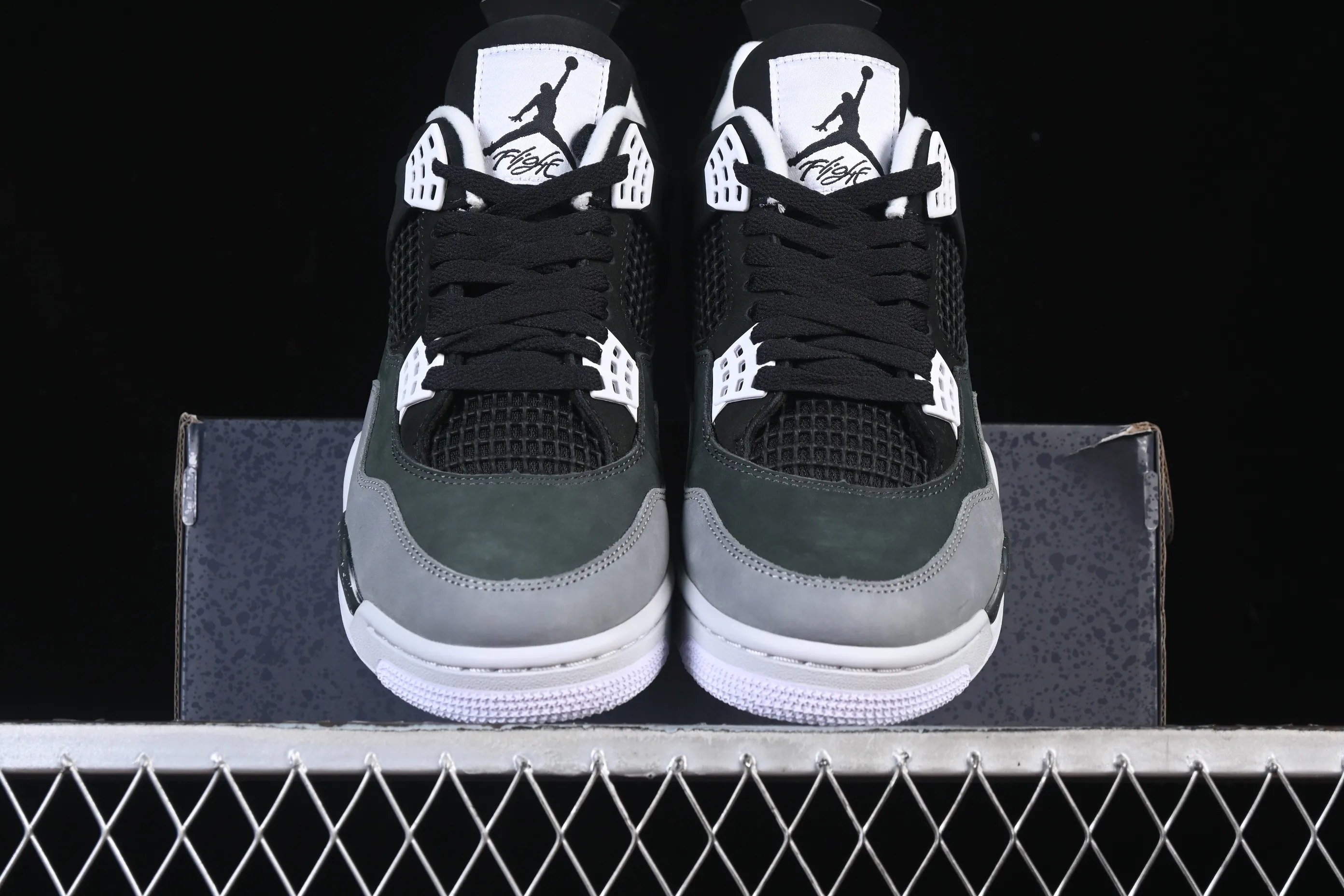All categories Air Jordan Jordan series basketball shoes Air Jordan 4 OG version Air Jordan 4 "Fear" AJ4 Joe 4 fear suit replica basketball shoes FQ8138-002